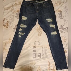 Distressed Hollister Jeans 21 Long
